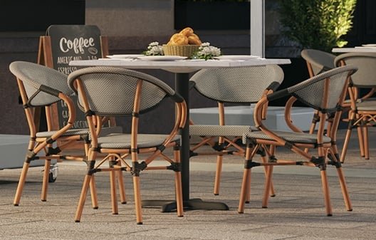 Restaurant Patio